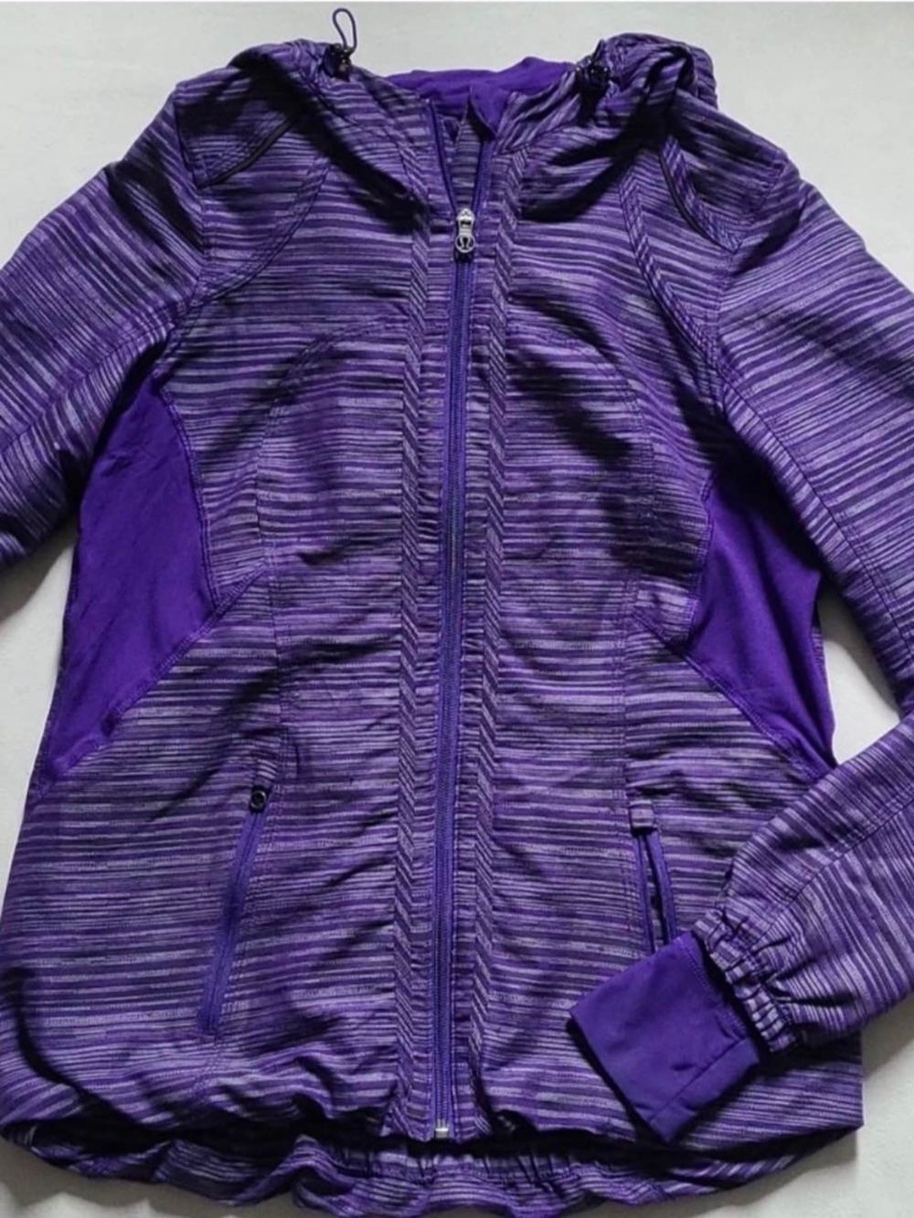 Rare Lululemon Hooded Downtime Jacket Size 2 fits xs / sm Bruised Berry / purple